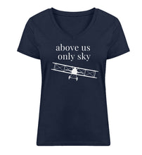 Lade das Bild in den Galerie-Viewer, above us only sky - Pilotinnen V-Neck Shirt Bio
